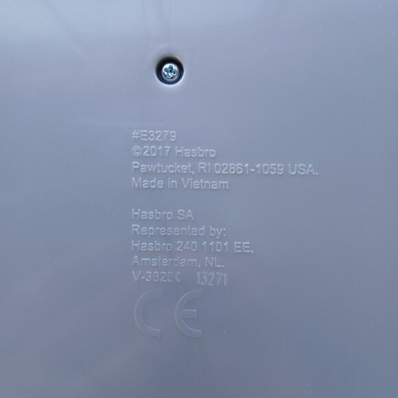 Hasbro Gaming Road Trip Series Connect 4 travel board game 2 player EUC ages 6+ - Picture 10 of 12